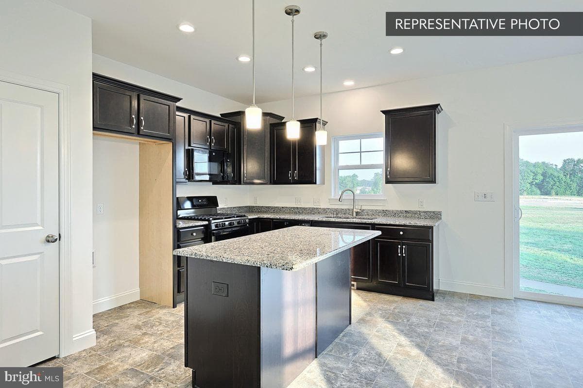 Brindlee Plan At Logan Meadows photo 9