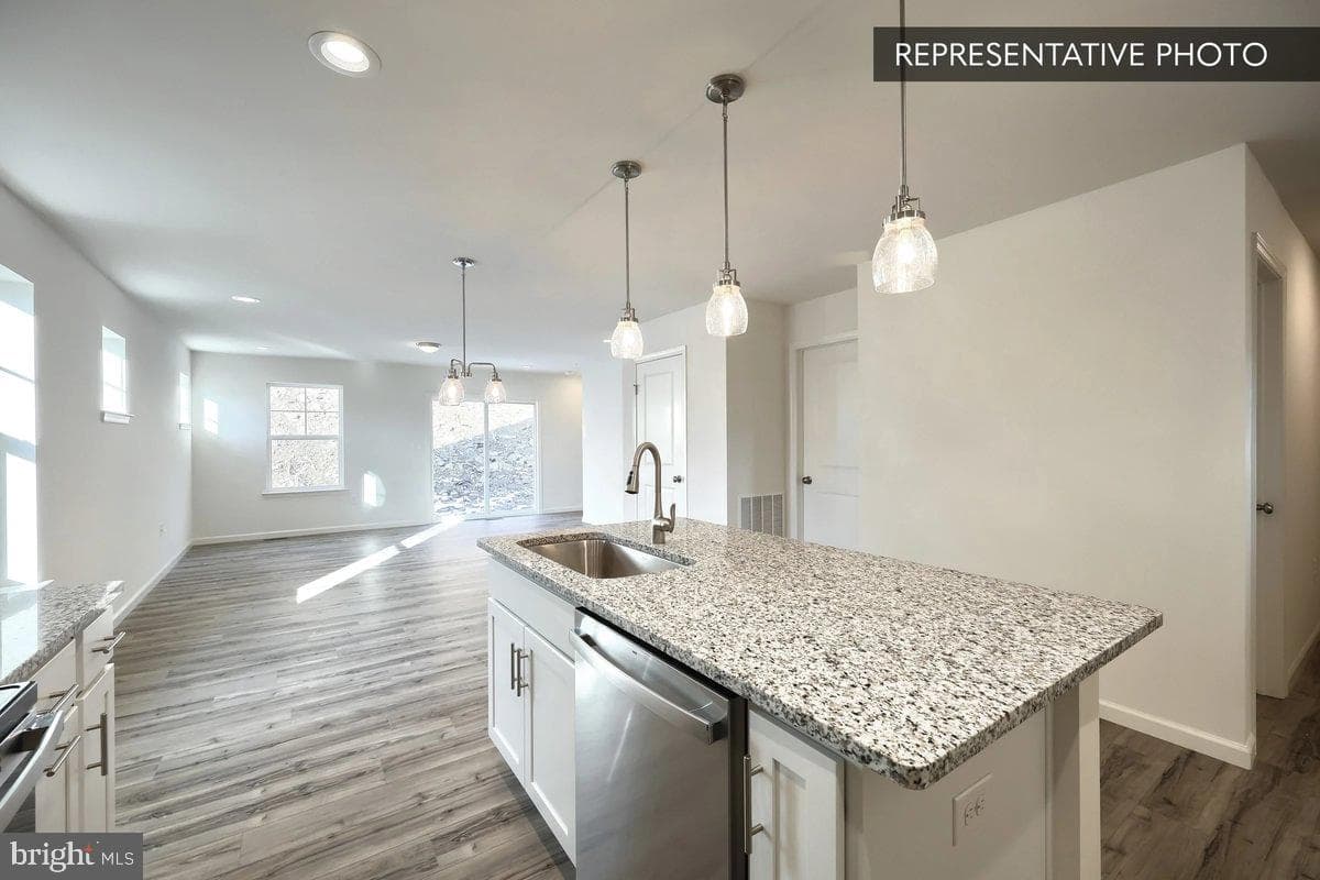 Sugar Maple Plan At Hills At Valley View photo 15
