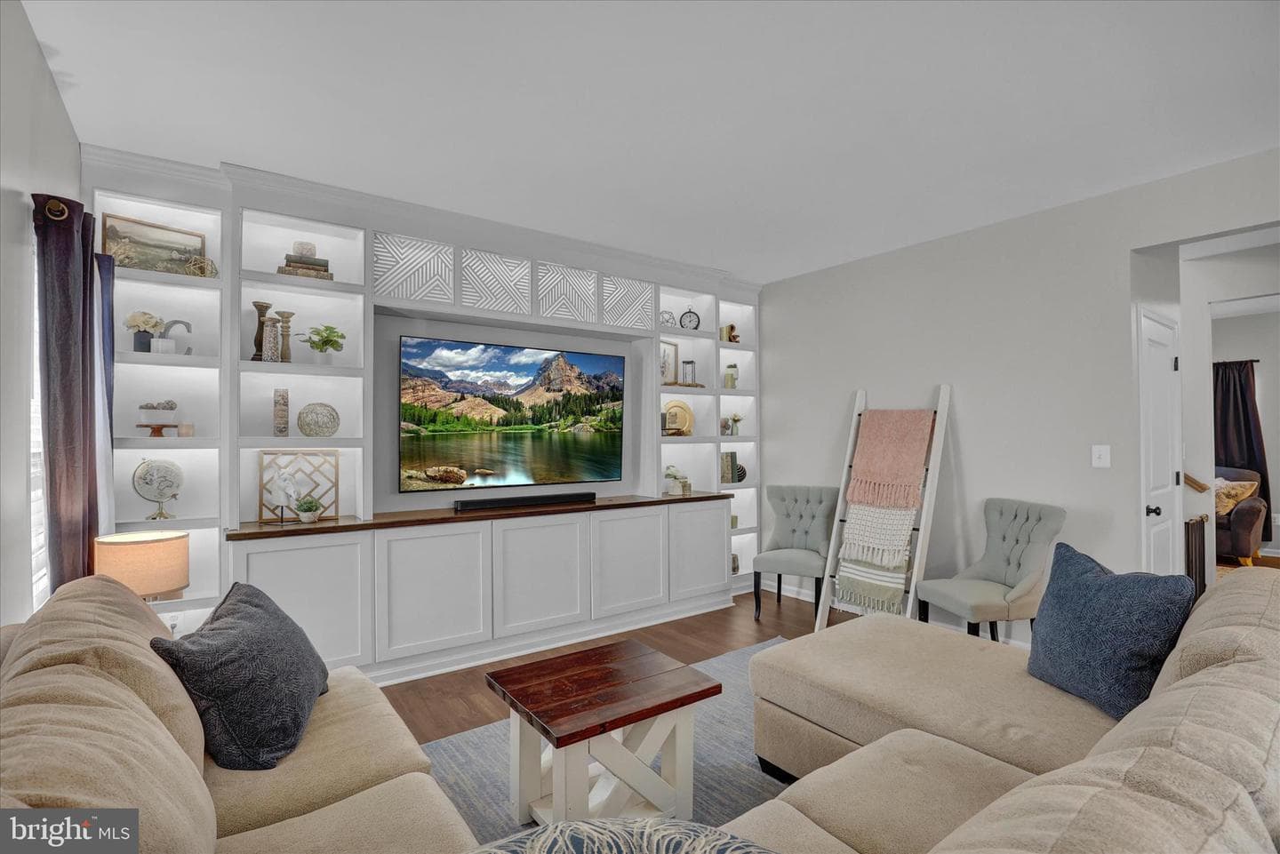 90 Thoroughbred Drive photo 10