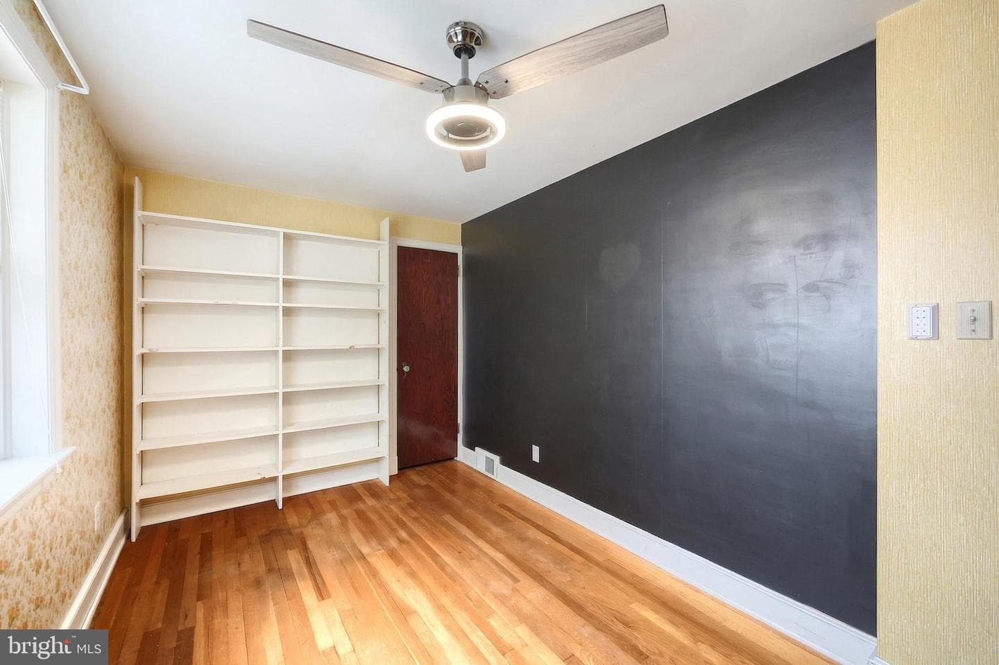 501 Hartman Avenue photo 35