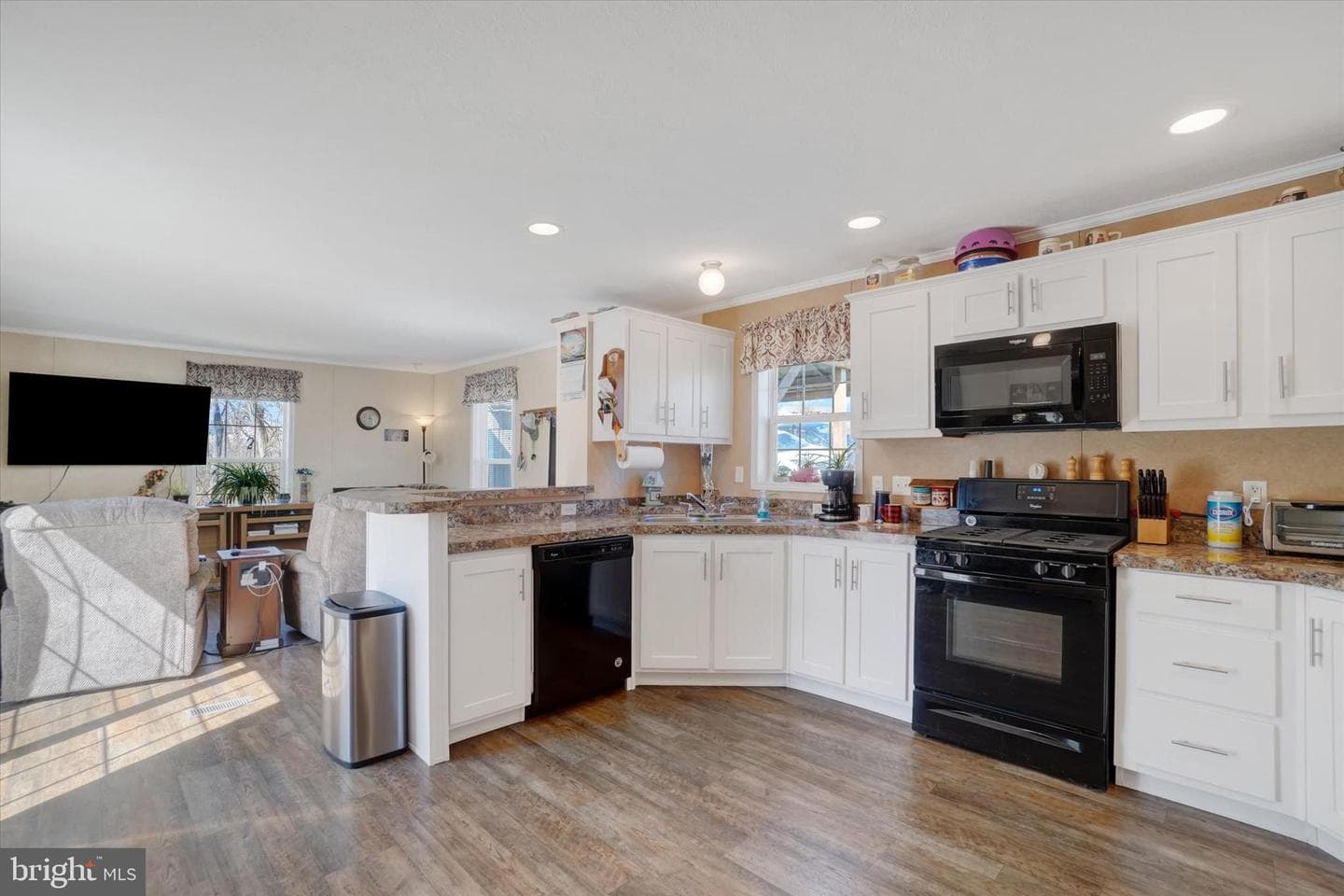 4780 Herbst Road photo 9