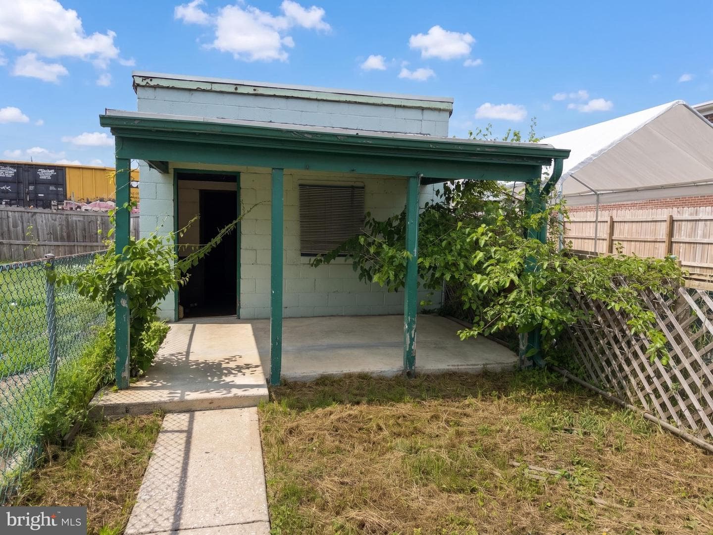 151 E Arch Street photo 17
