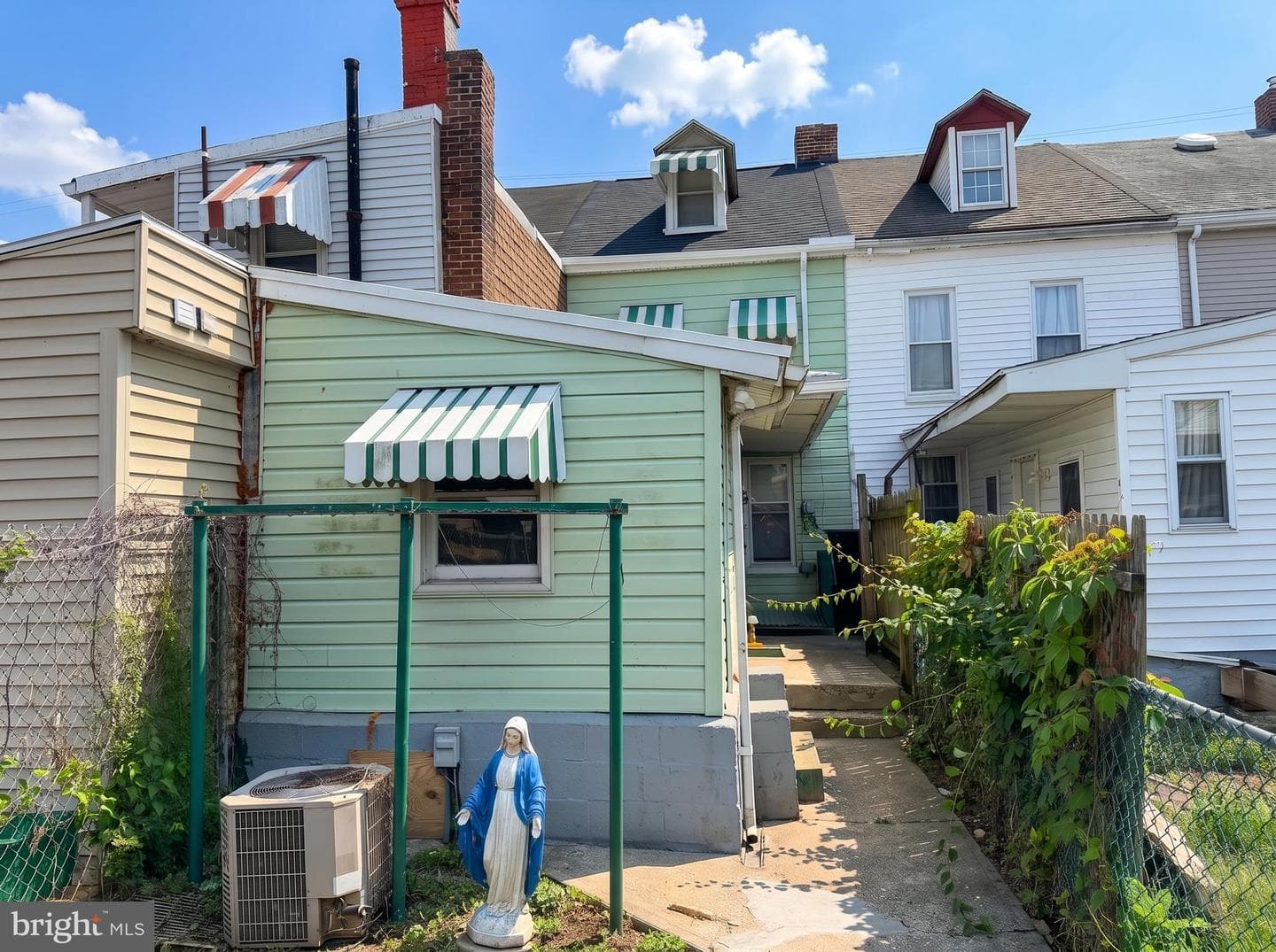 151 E Arch Street photo 18