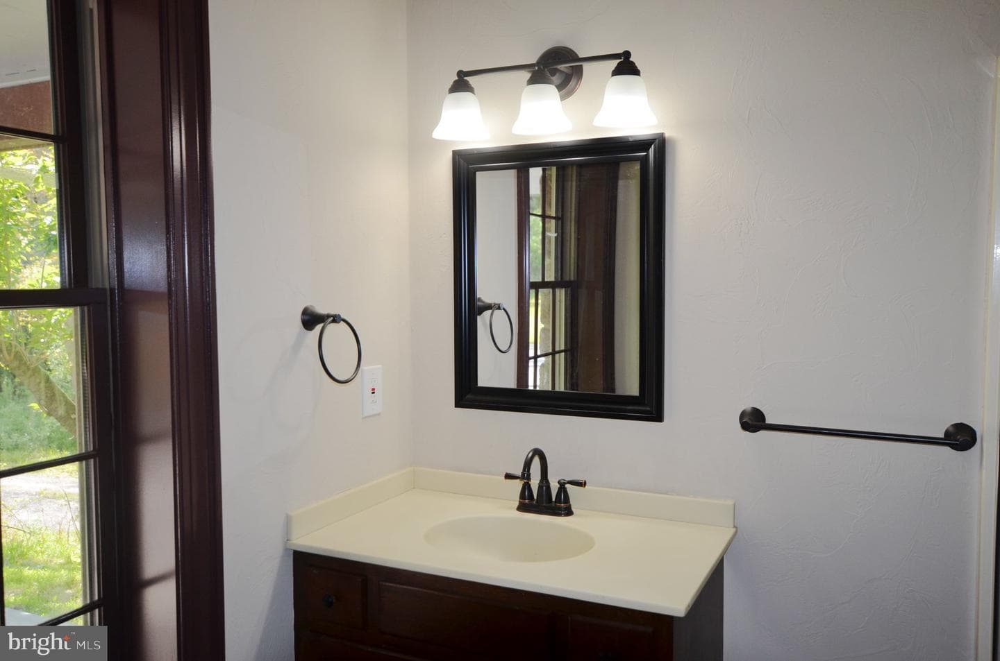 3414 Trone Road photo 40