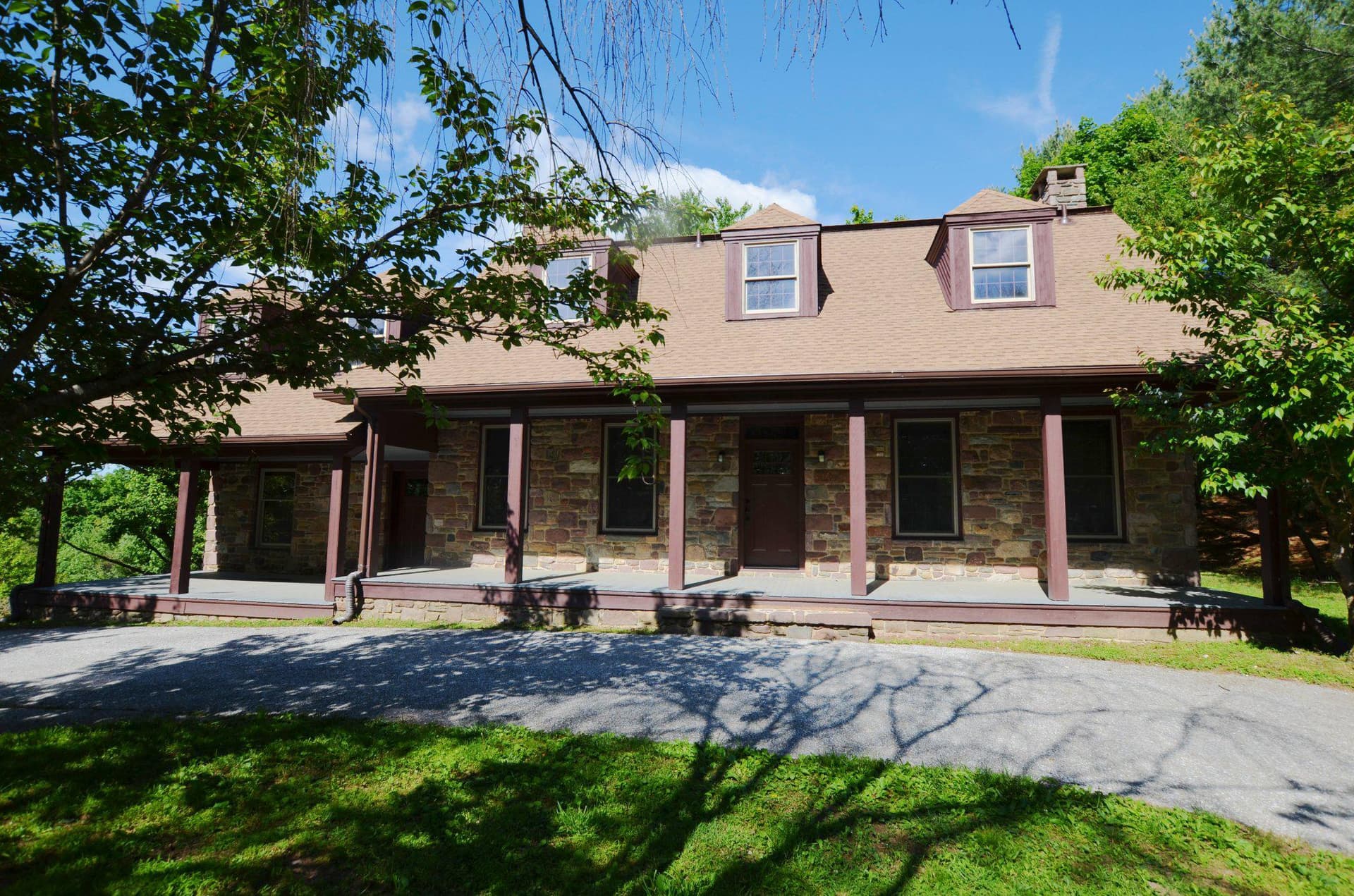 3414 Trone Road photo 6