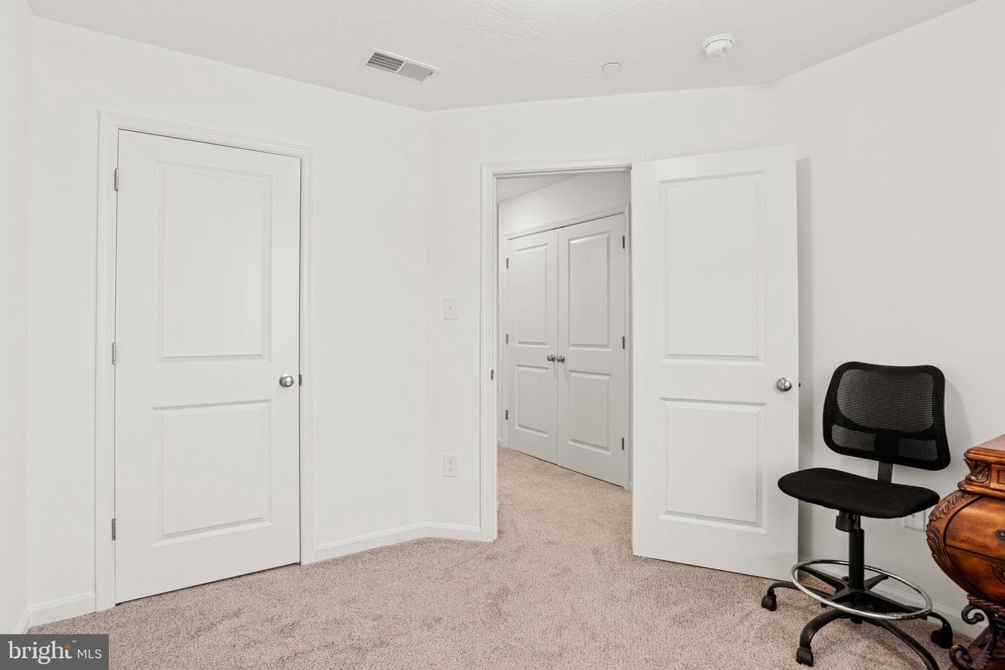 270 Holstein Drive photo 14
