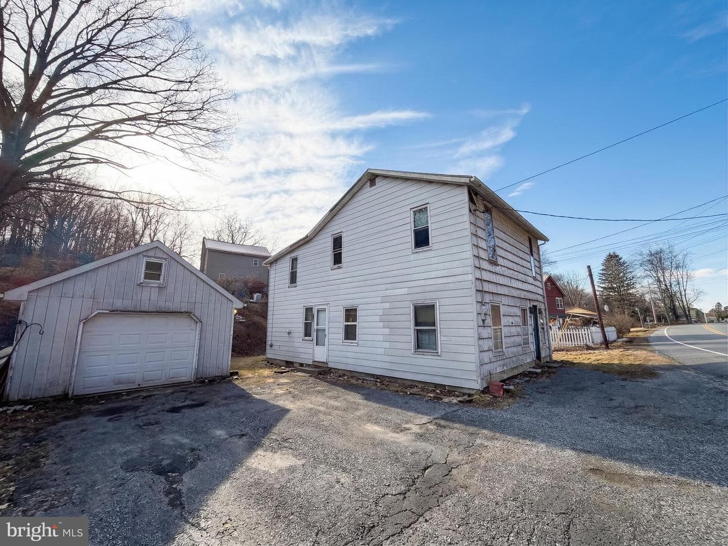 657 Lewisberry Road photo 3