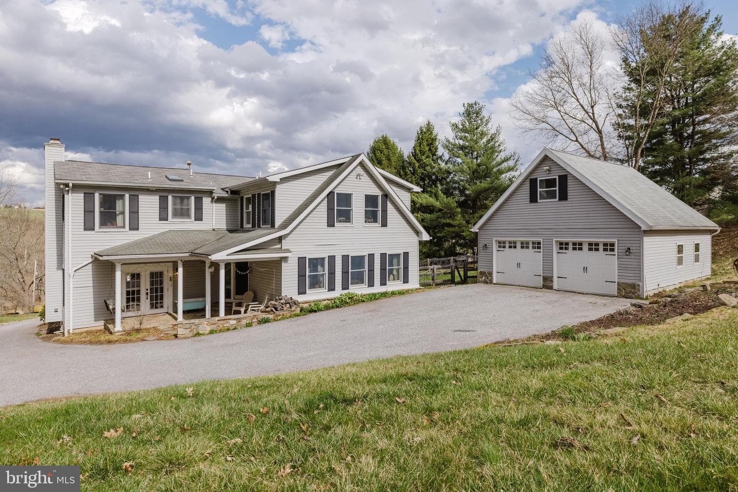 1568 Deer Creek Road photo 4