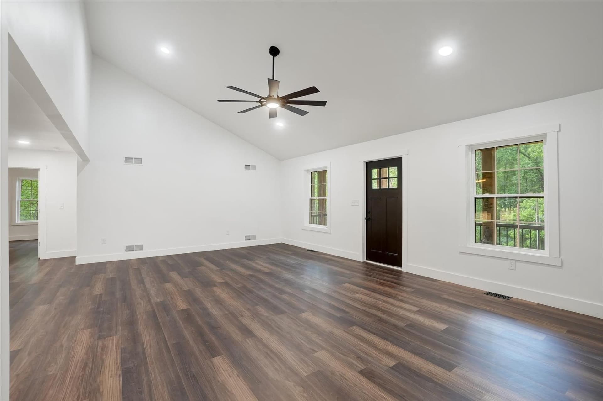 18985 Hebel Road photo 9