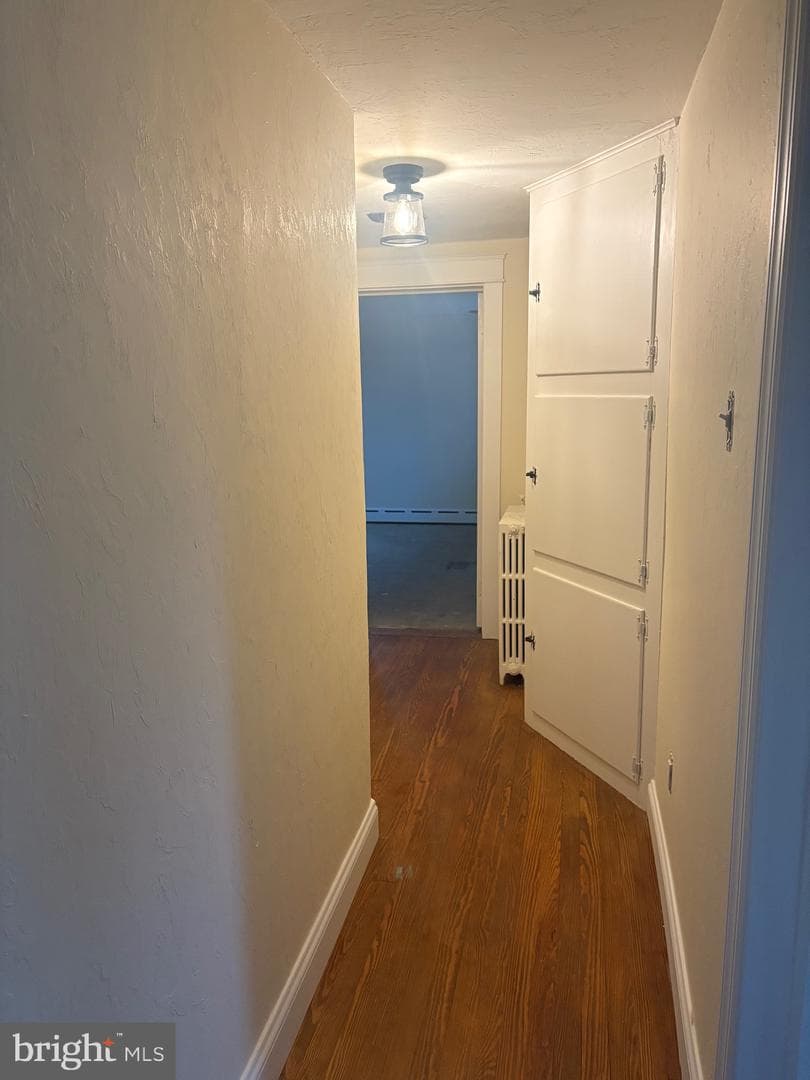 405 Hillcrest Road photo 9