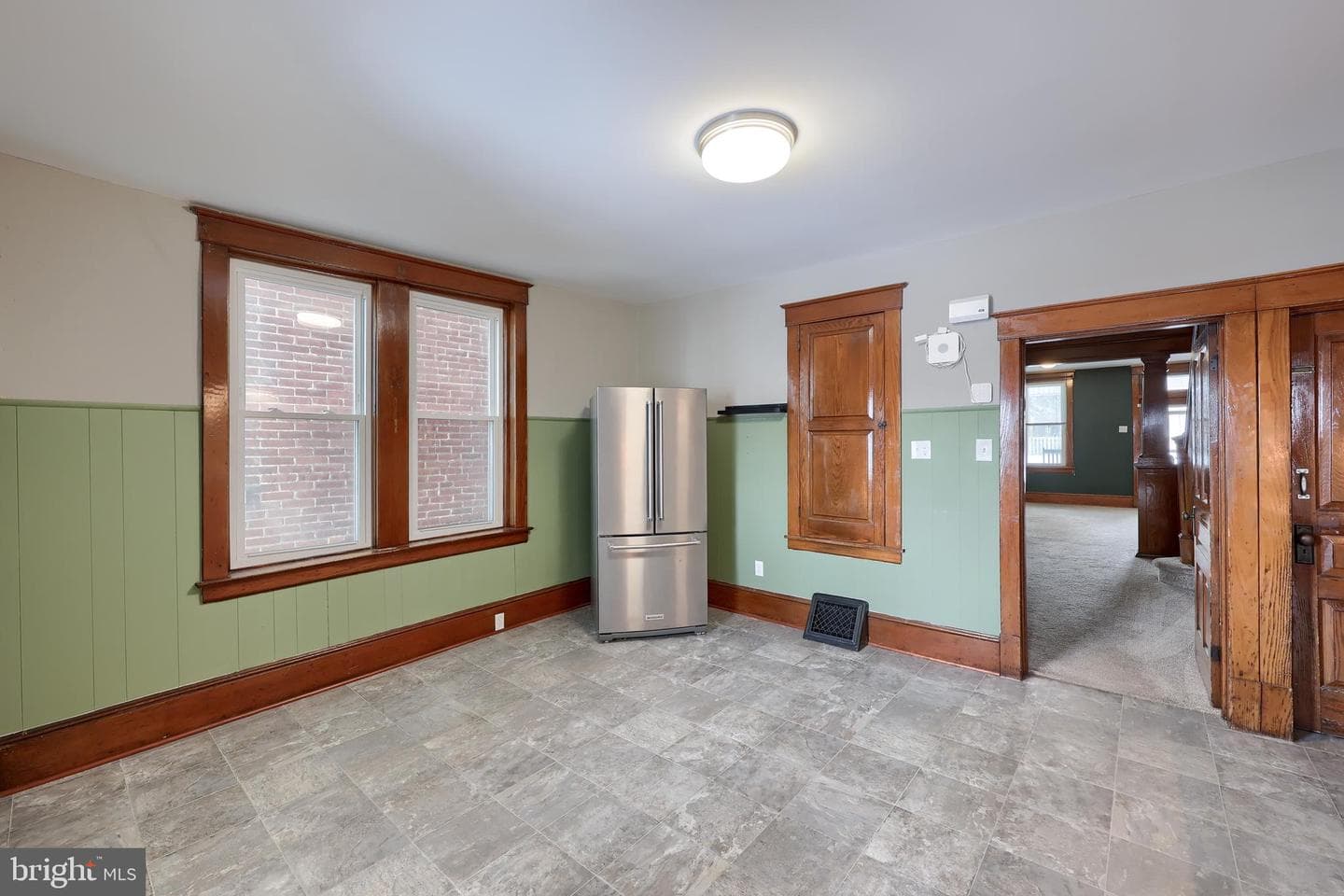 274 N Main Street photo 11