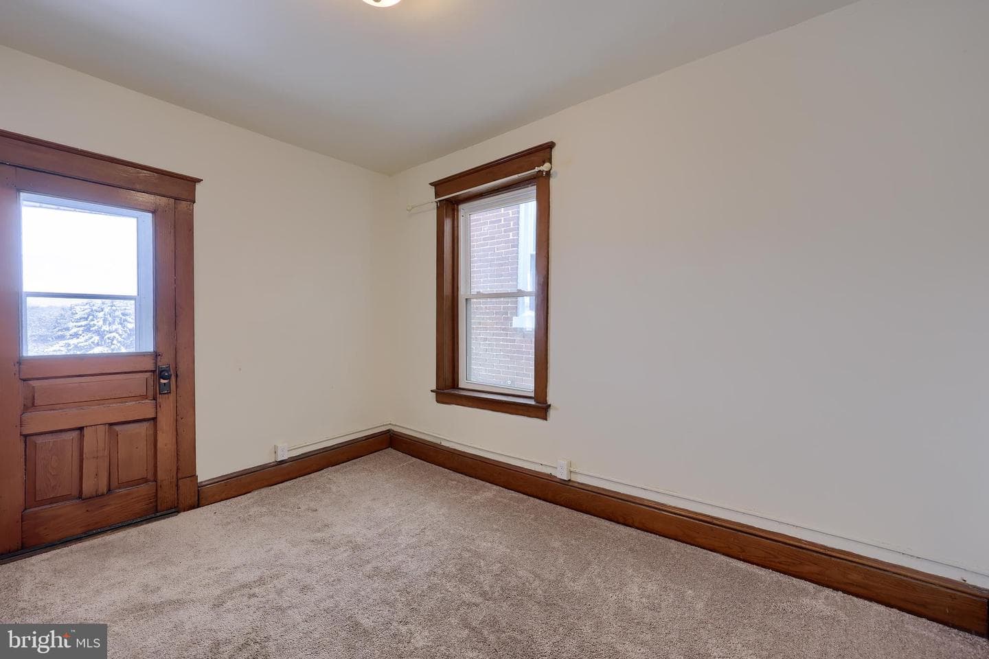 274 N Main Street photo 24