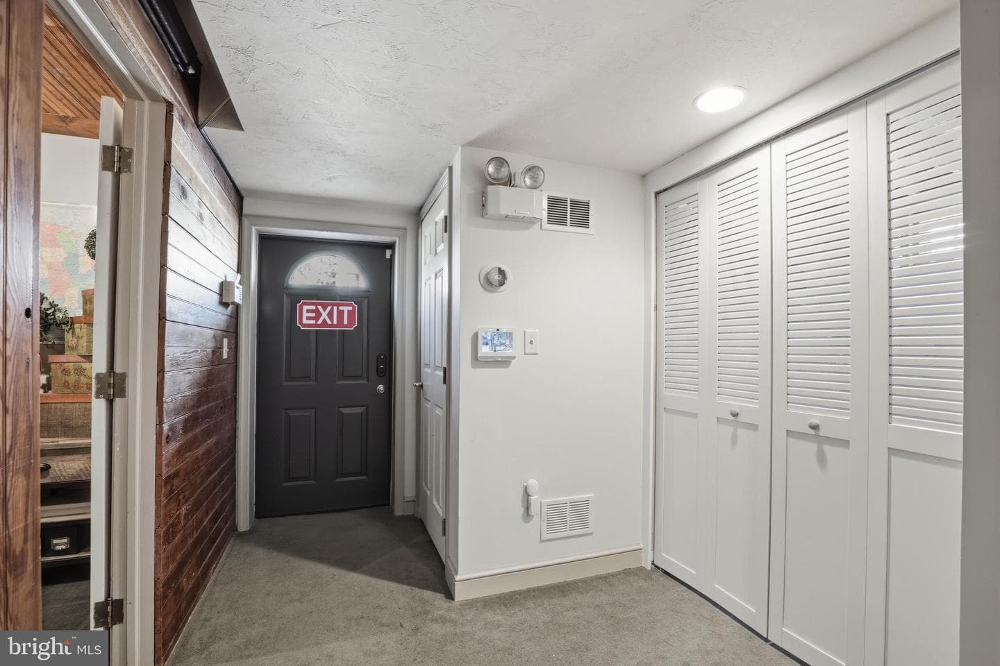252 Frederick Street photo 67