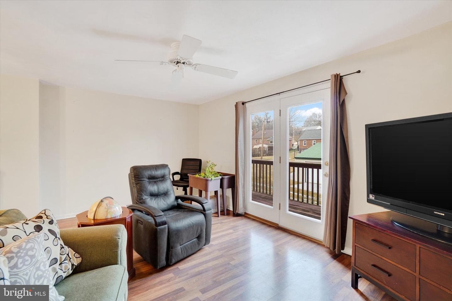 423 Weldon Drive #423 photo 8