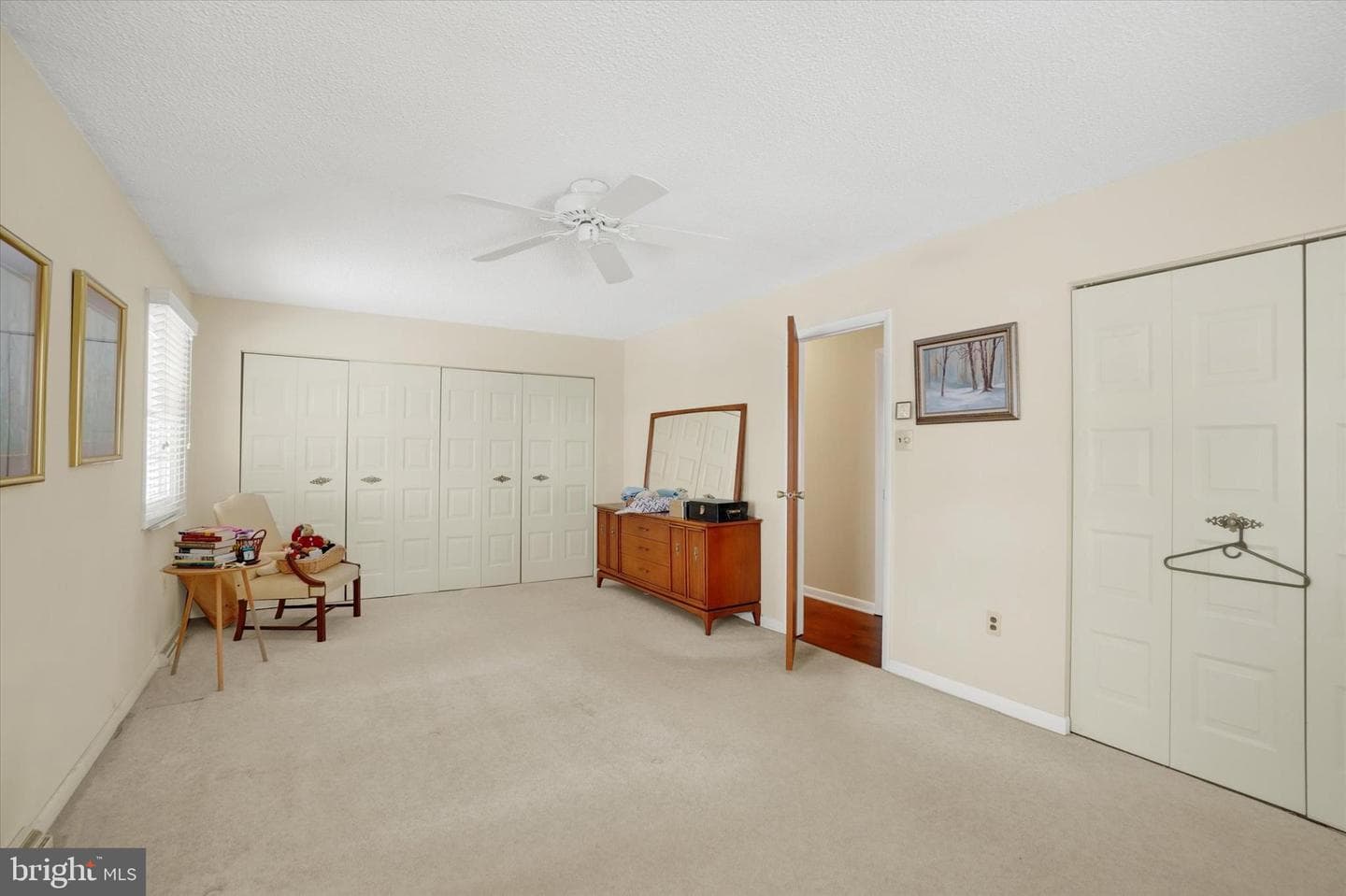 12 Oakleaf Circle photo 15