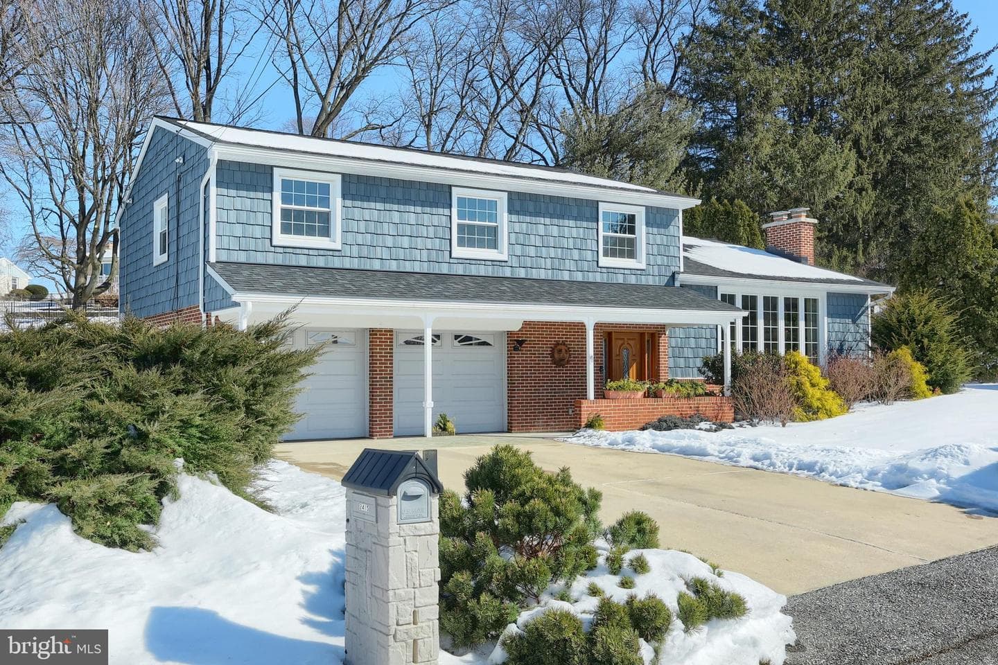 2415 Wildon Drive photo 4