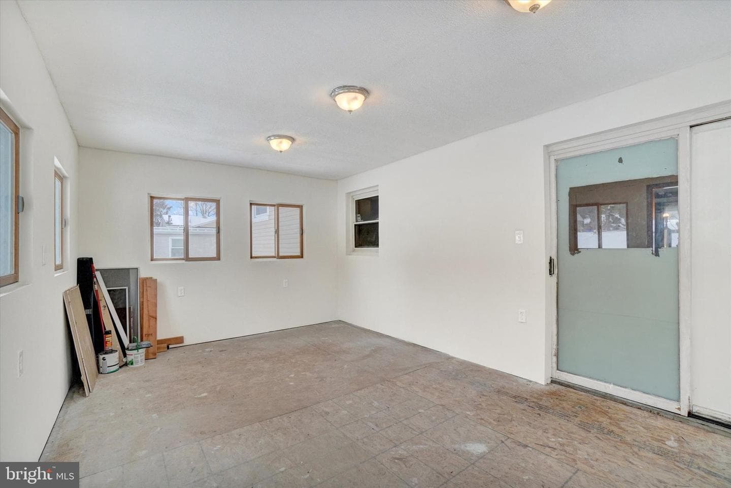 126 Claremont Drive photo 12
