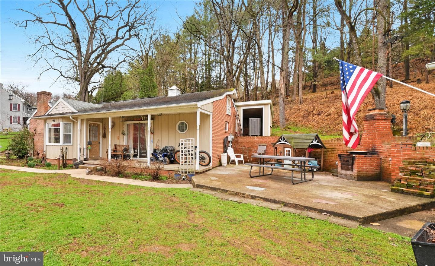350 Green Valley Road photo 14