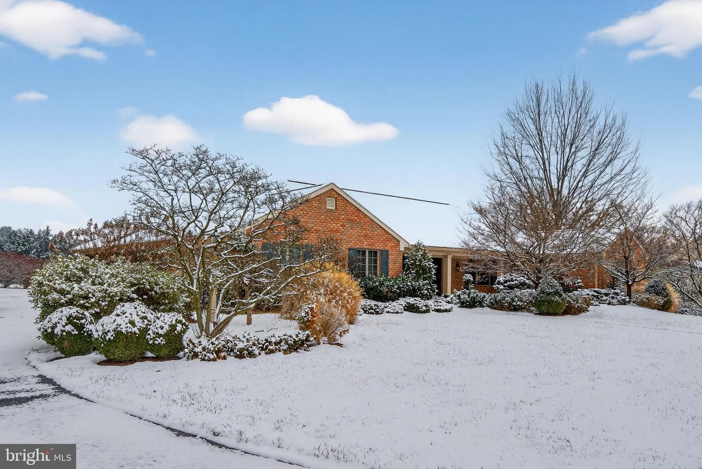 1165 Wyndsong Drive photo 2