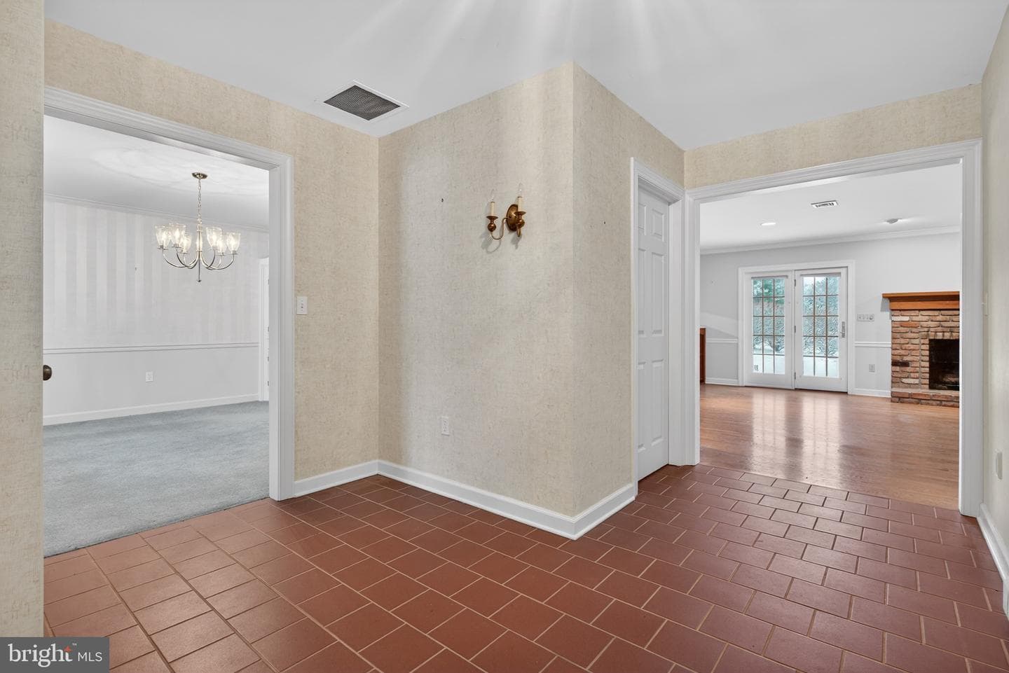 1165 Wyndsong Drive photo 3
