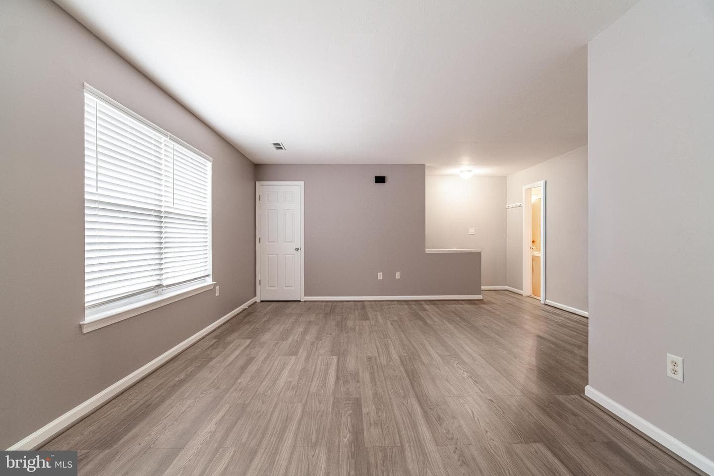 452b Buttonwood Lane photo 7