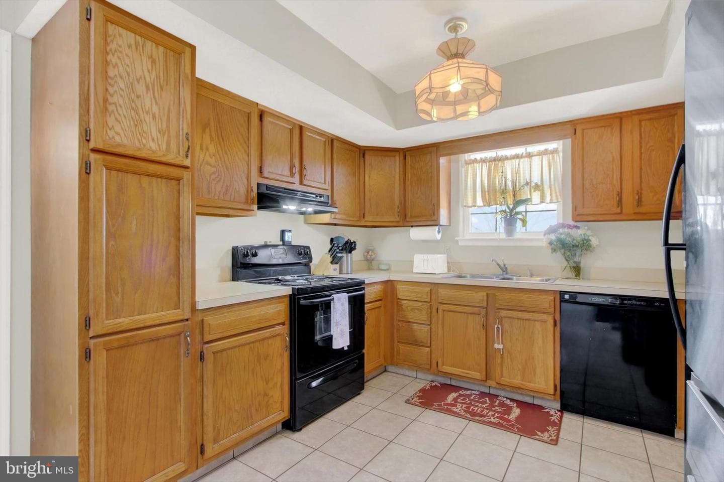 3332 Glen Hollow Drive photo 7