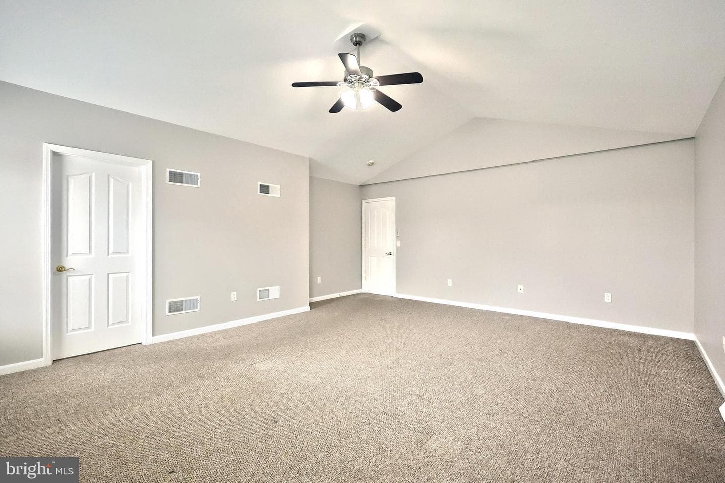 2760 Primrose Lane N photo 34