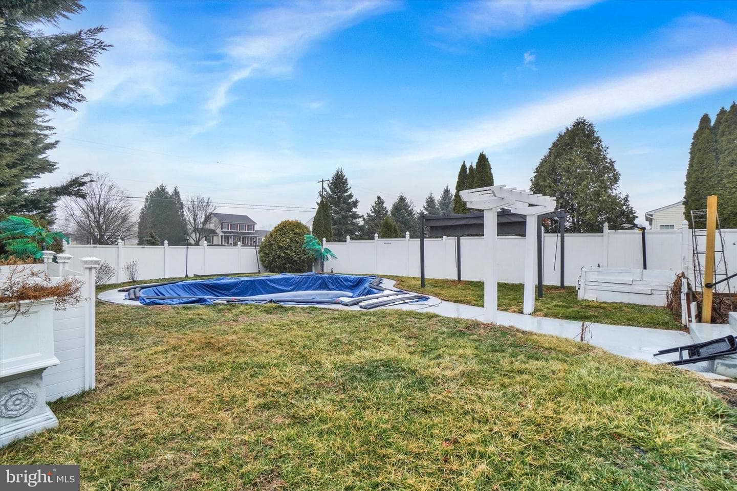 1366 Aster Drive photo 29