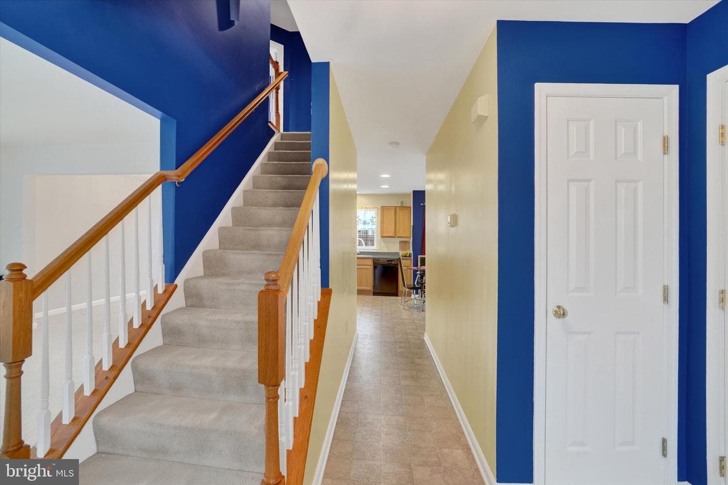 1366 Aster Drive photo 3