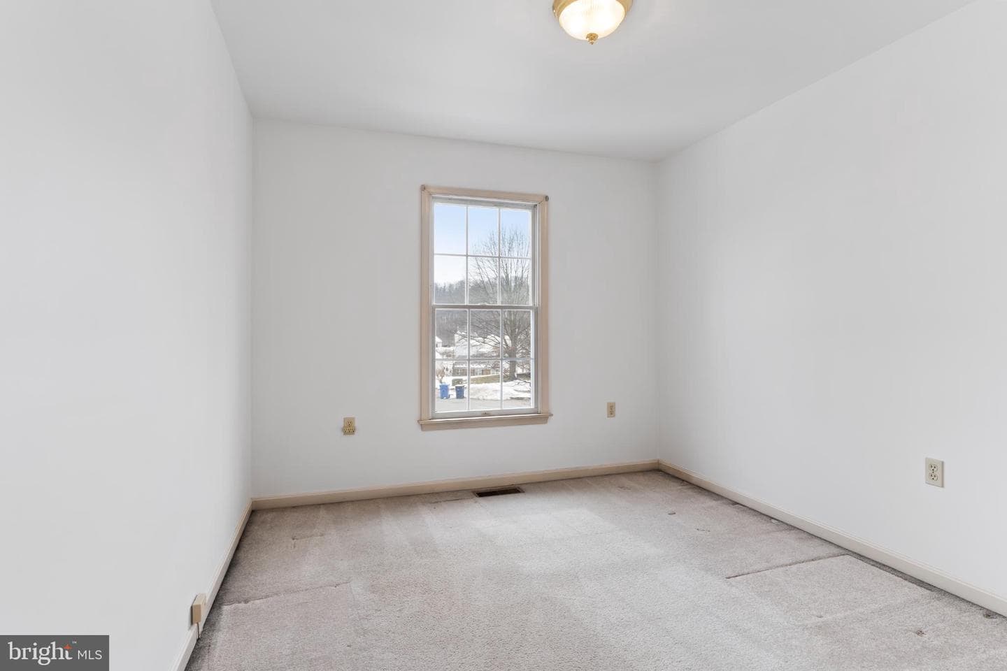 404 Valley View Circle photo 19