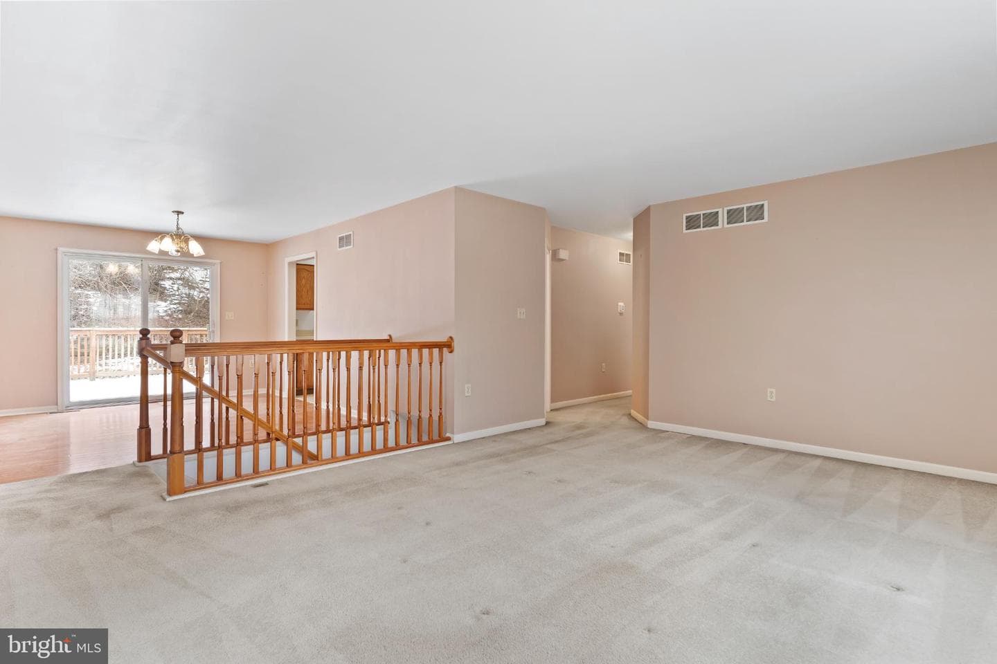 404 Valley View Circle photo 7