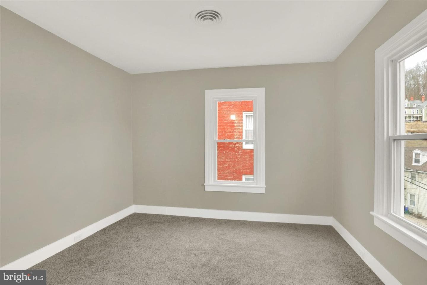 116 Hanover Street photo 37