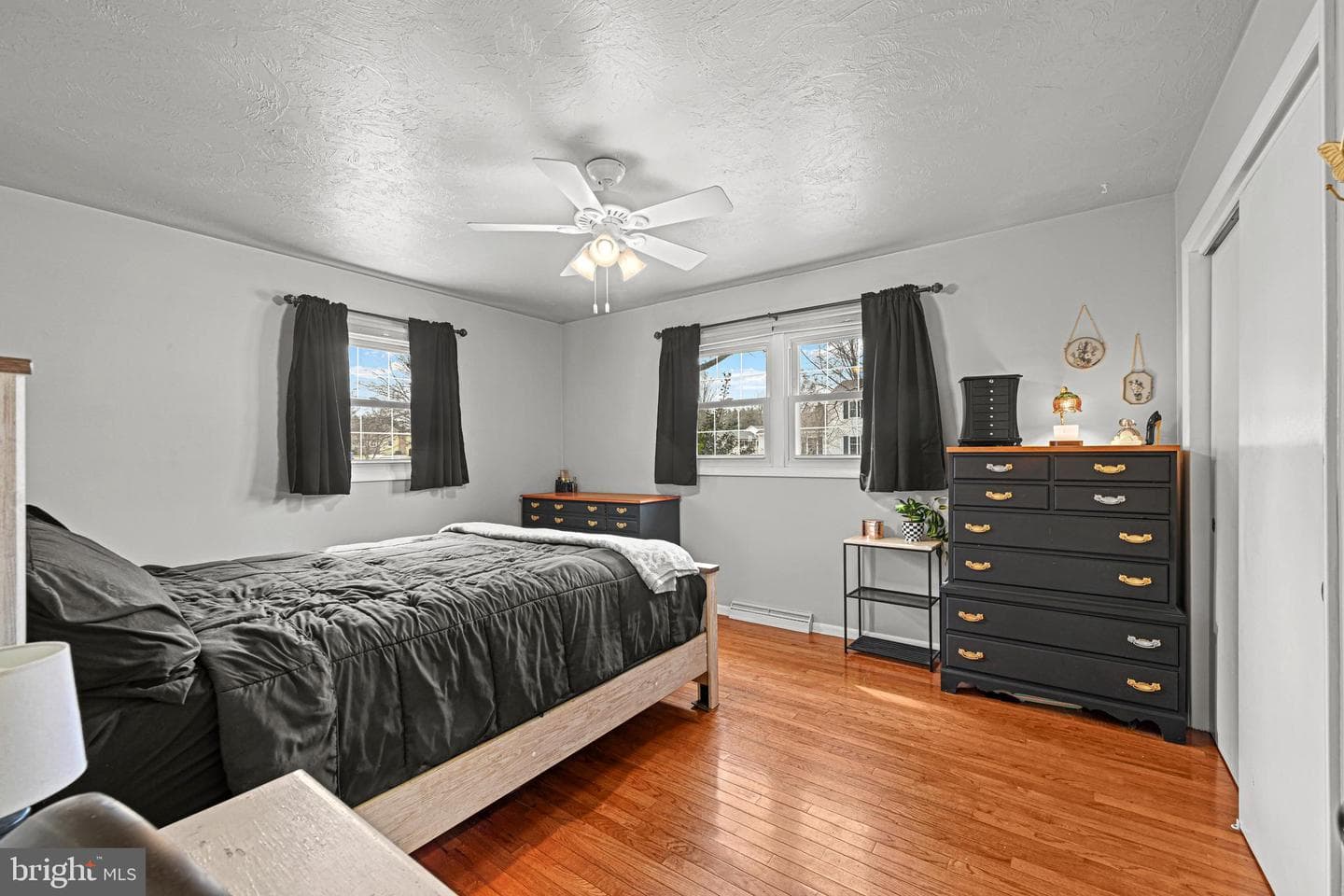 3541 Village Road photo 13