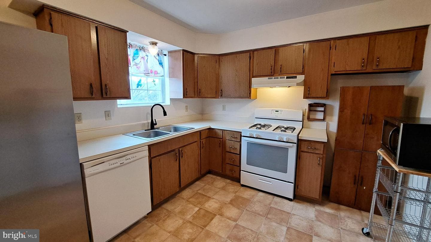 1901 Powder Mill Road #a photo 8
