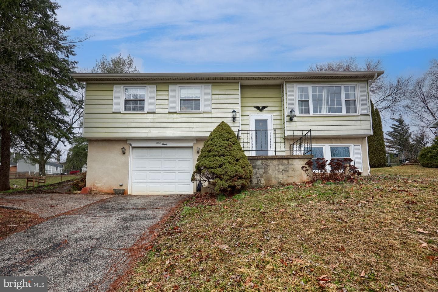 390 Lincolnway Drive