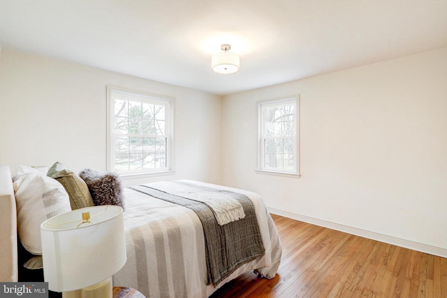 2333 Loucks Road photo 19