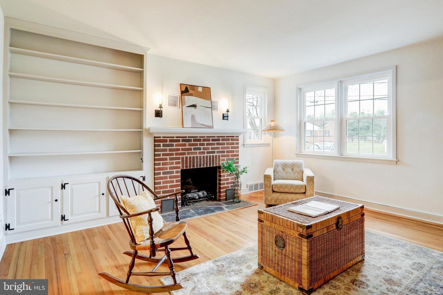 2333 Loucks Road photo 4