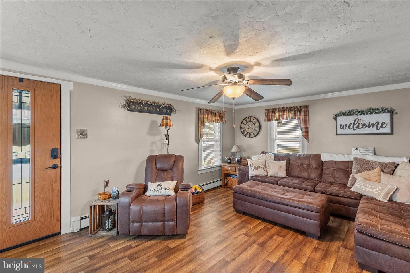 2250 Marion photo 18