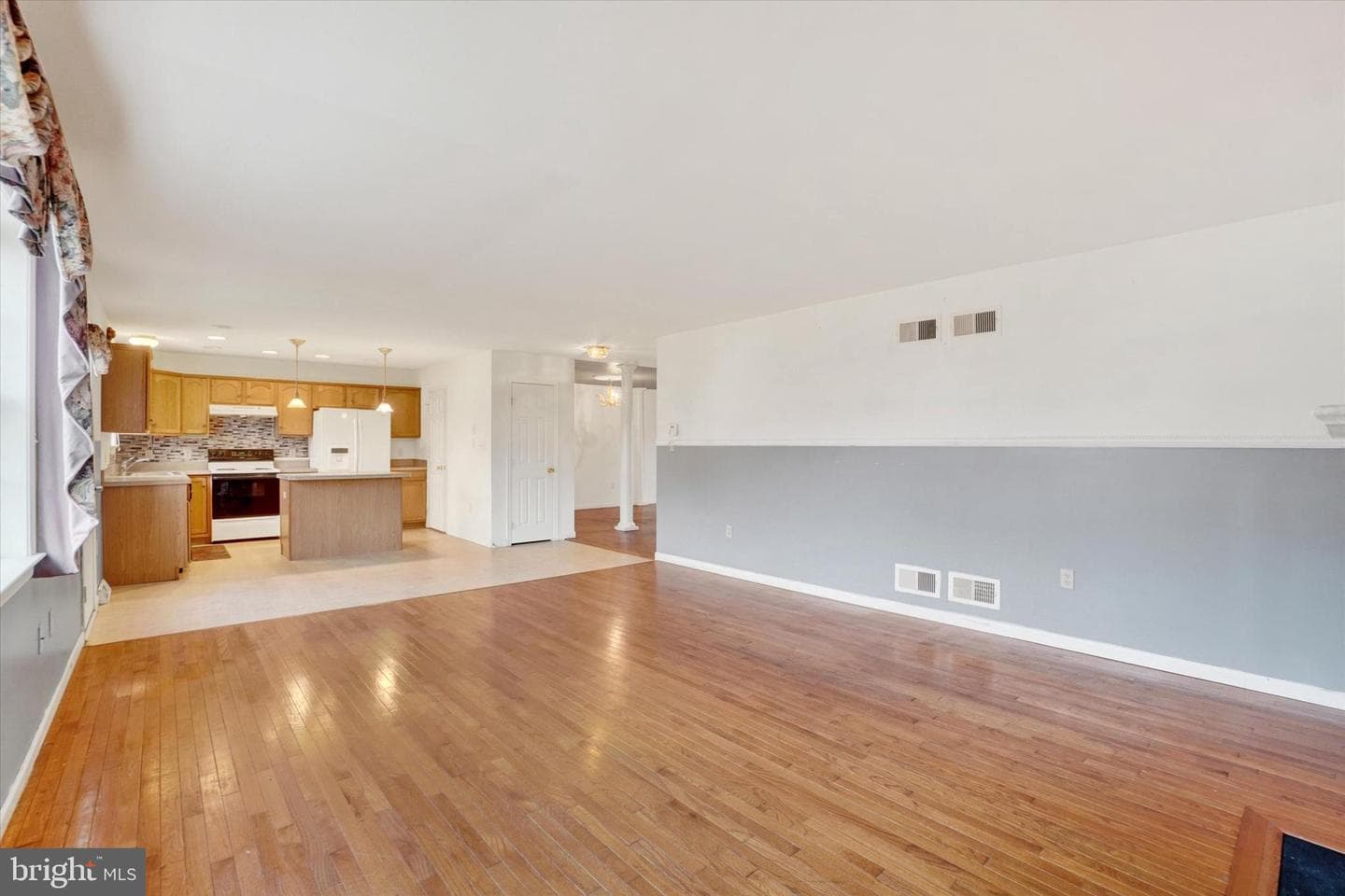 590 Thomas Armor Drive photo 13