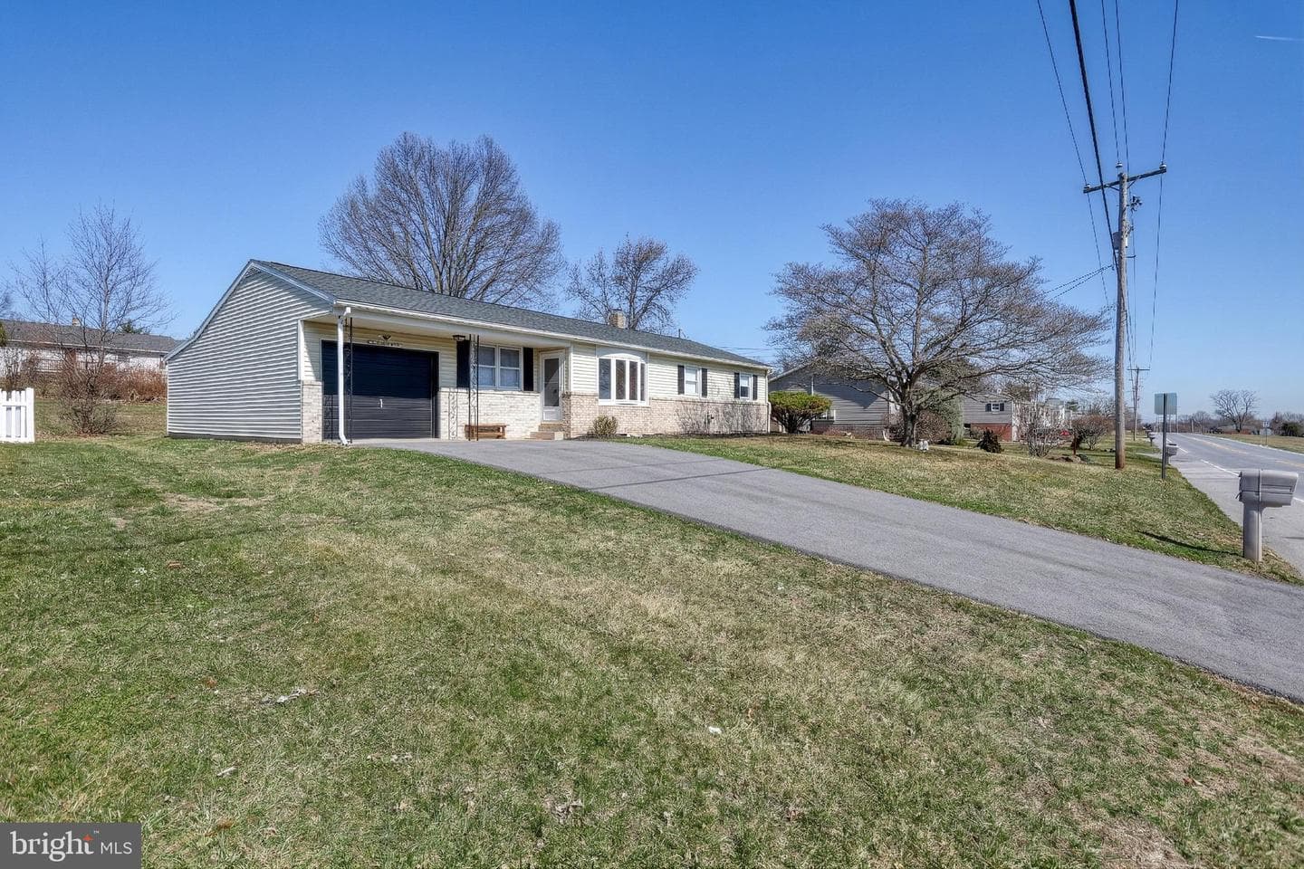 2707 Emig Mill Road photo 5