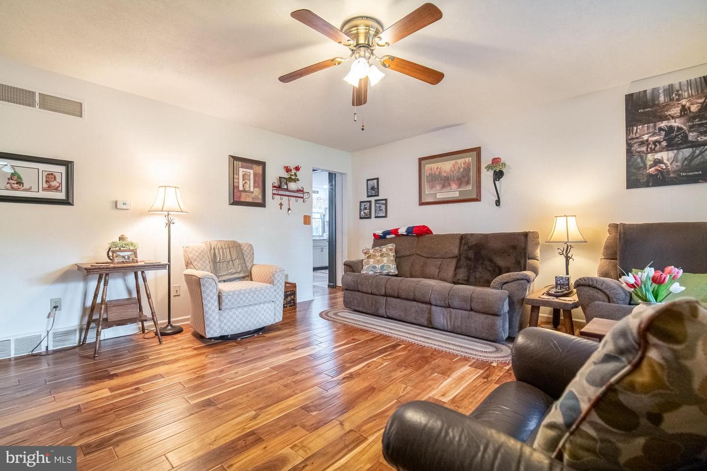 864 Elham Drive photo 8