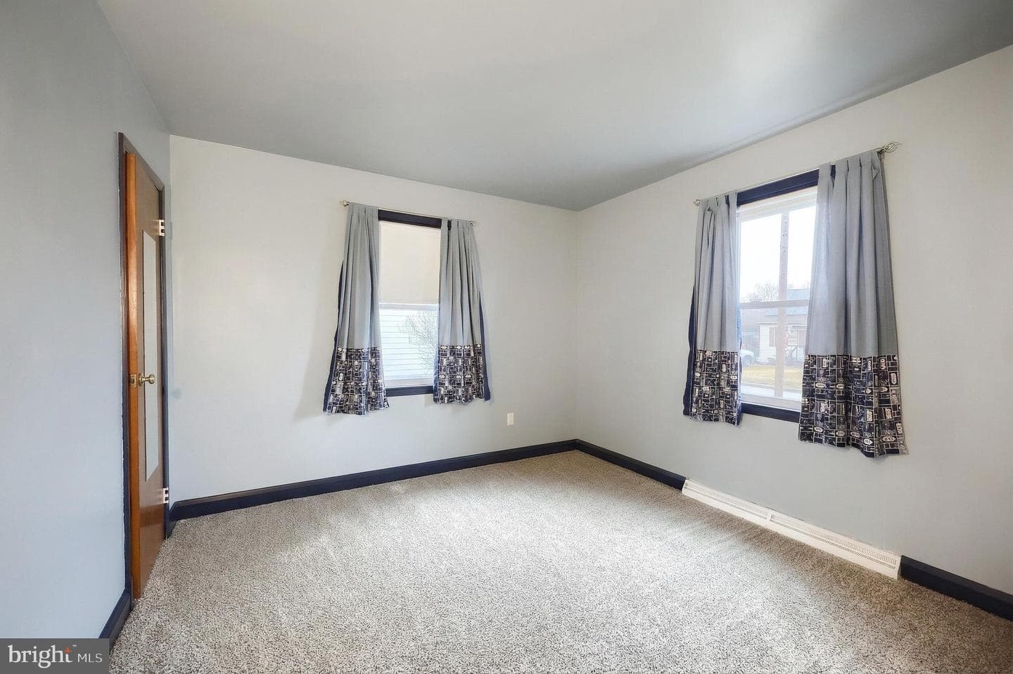 2180 Hess Road photo 19