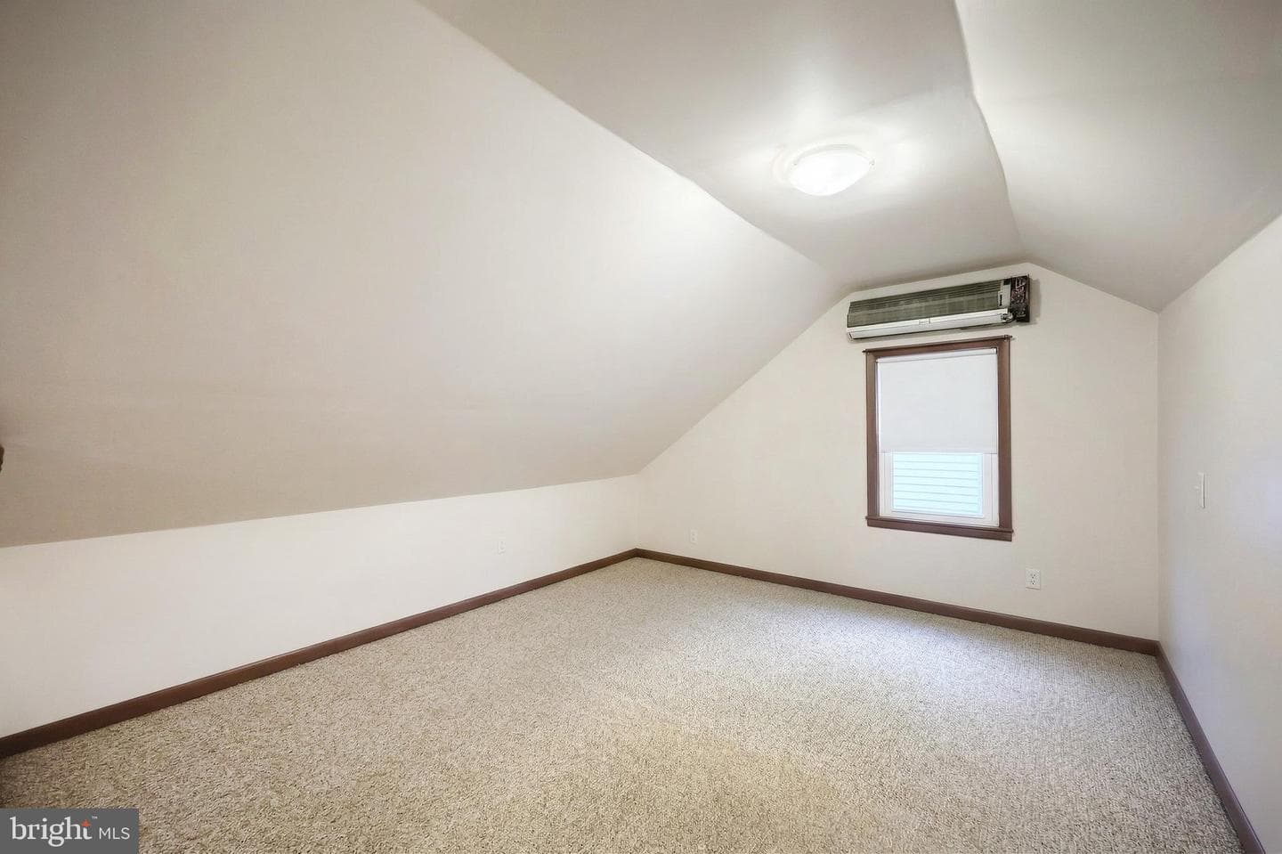 2180 Hess Road photo 23