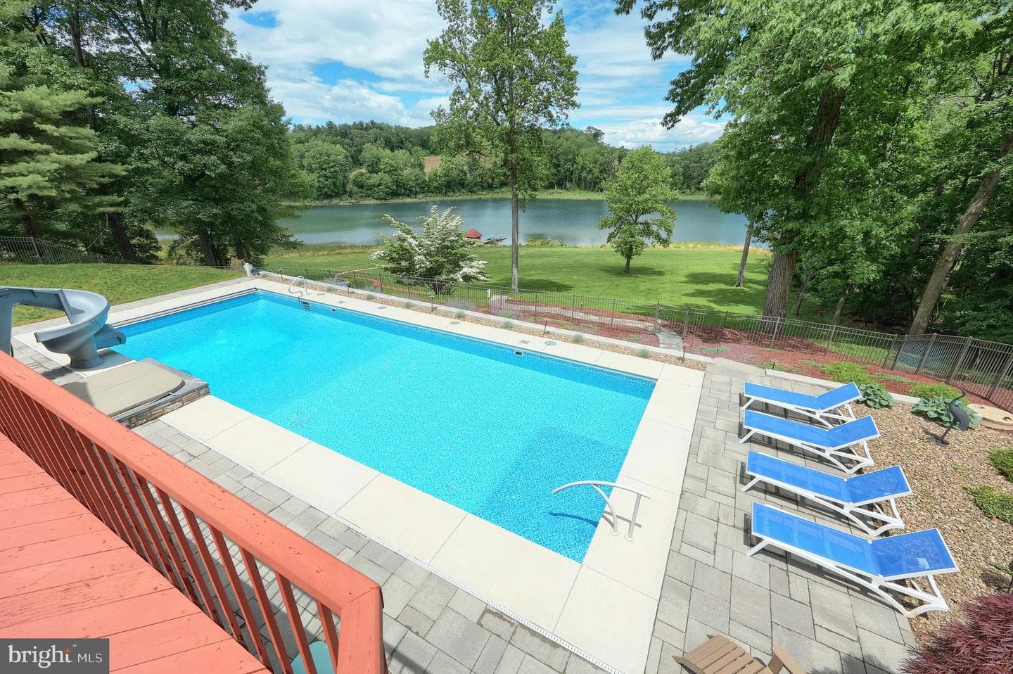 174 Springhouse Ln photo 18