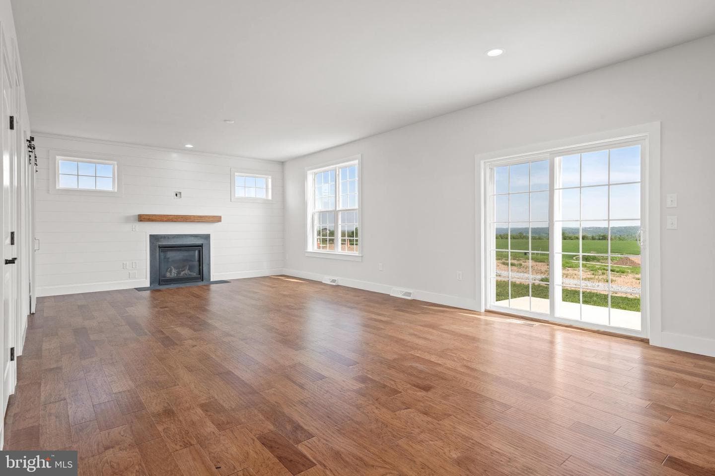 502 Winding Way #windsor Model photo 17