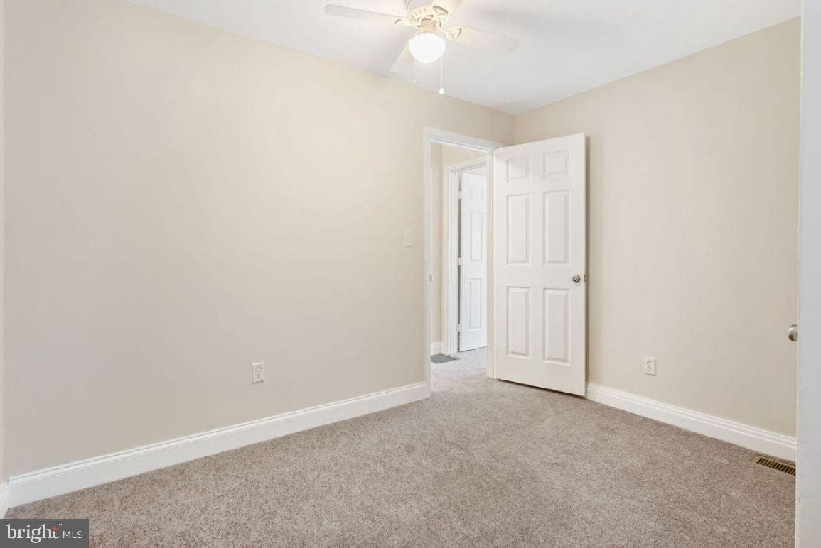 211 Fulton Street photo 15