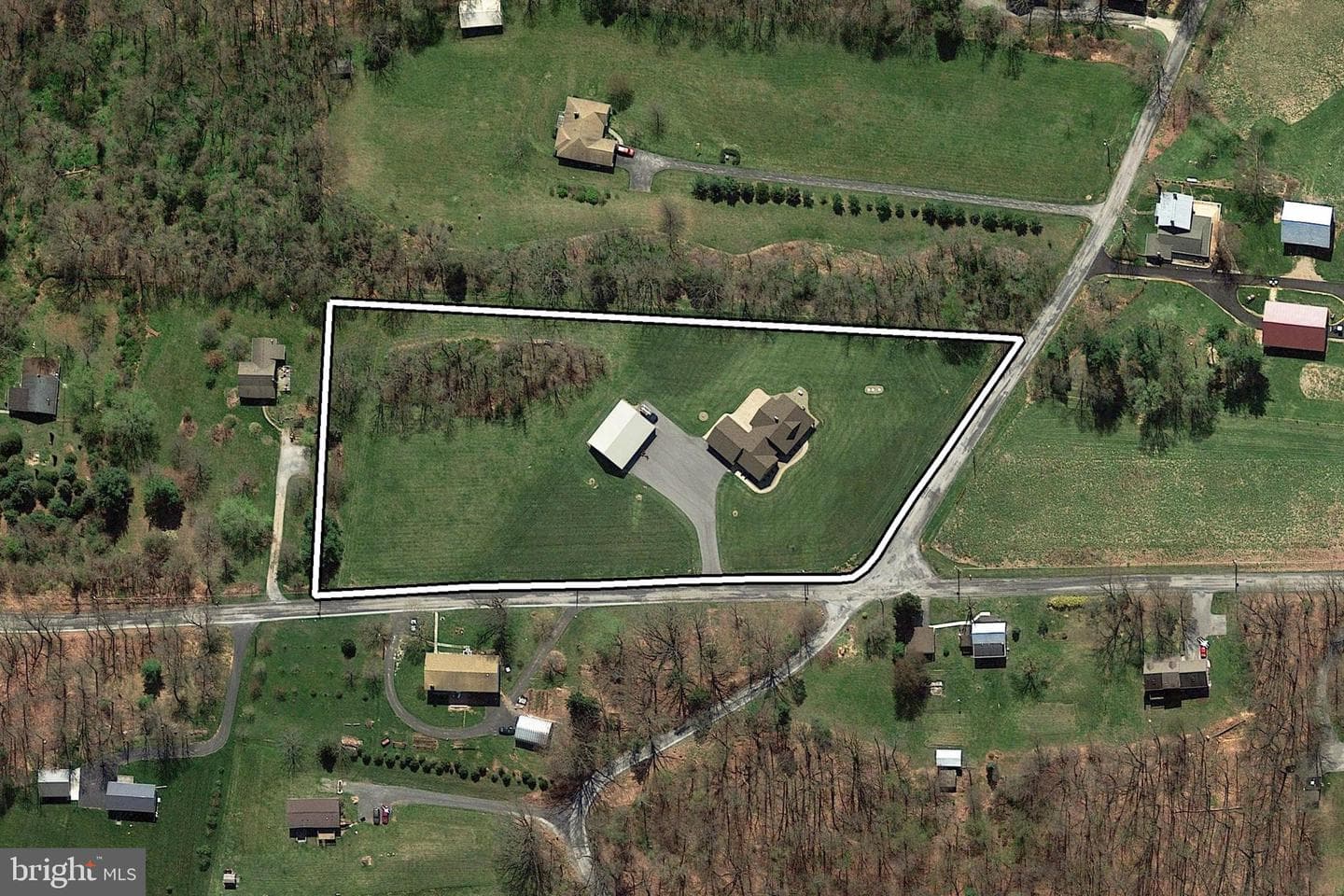 108 Pickett Road photo 4
