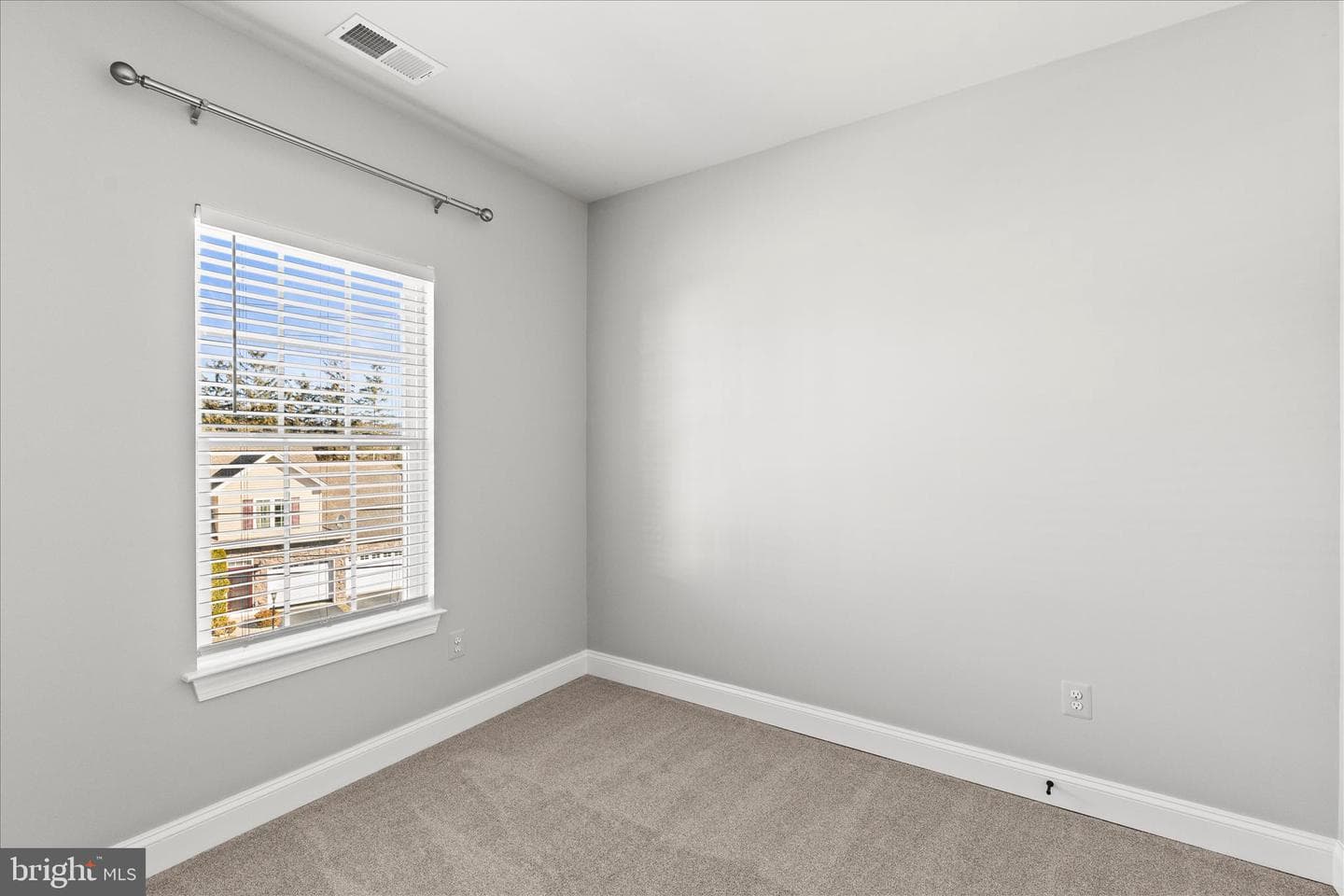 854 Blossom Drive photo 26