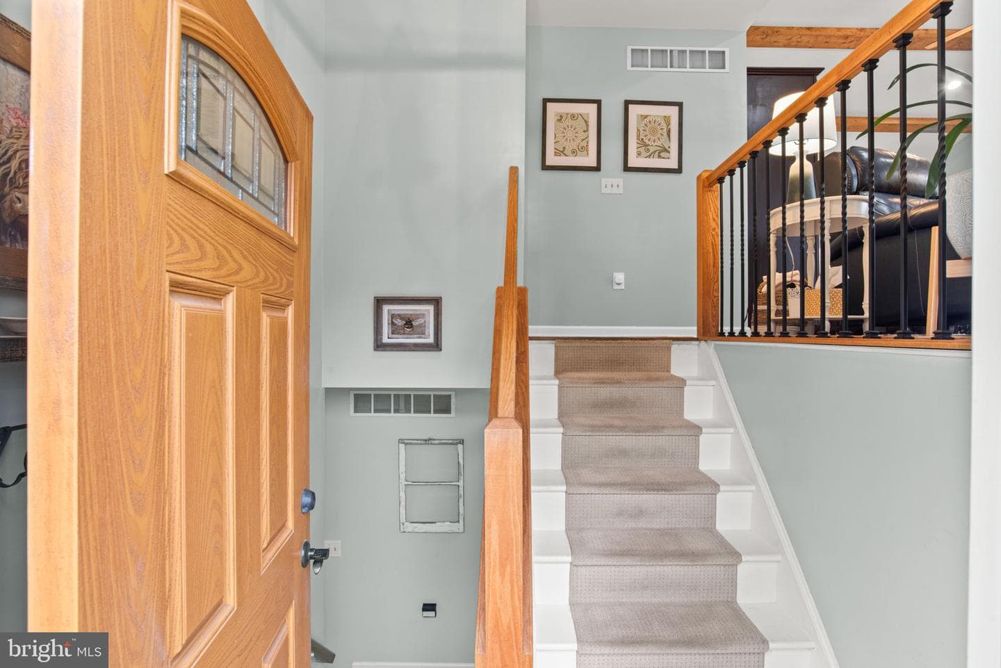 35 Hemlock Lane photo 4