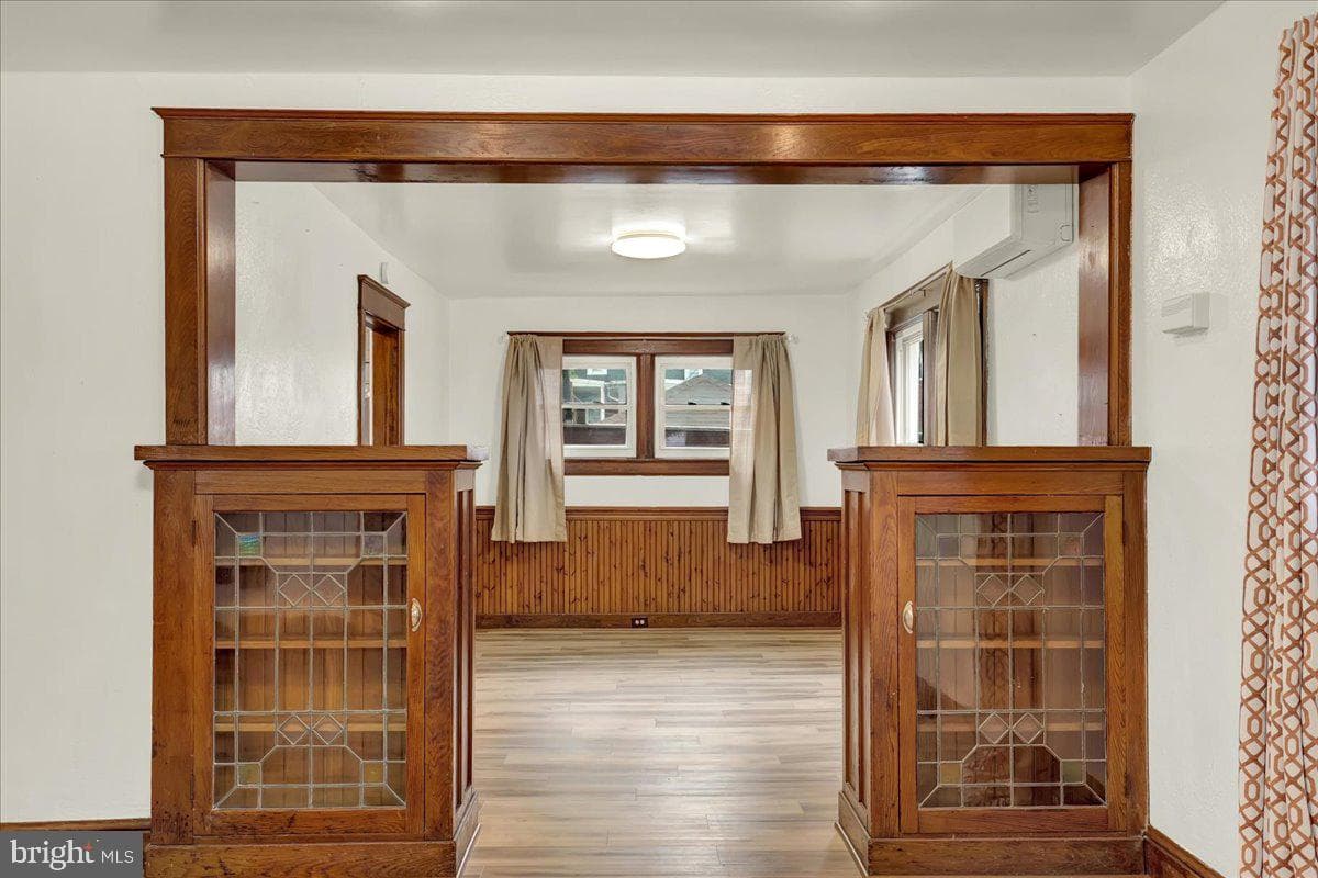 939 Wayne Avenue photo 9